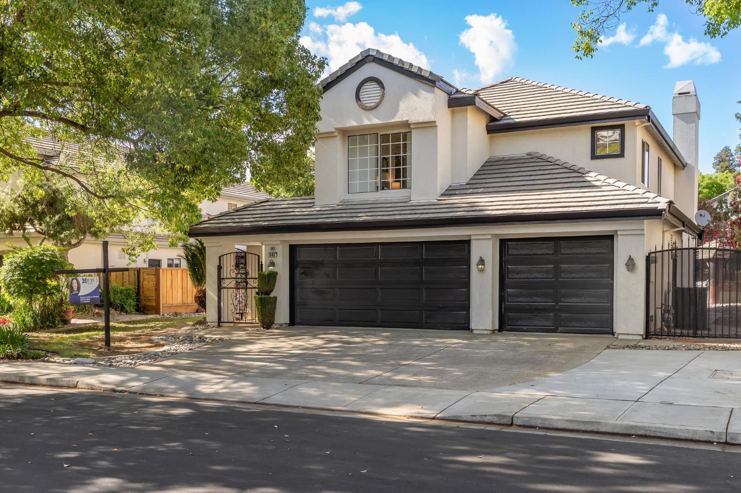 Tahoe Cir, Tracy, California image 2