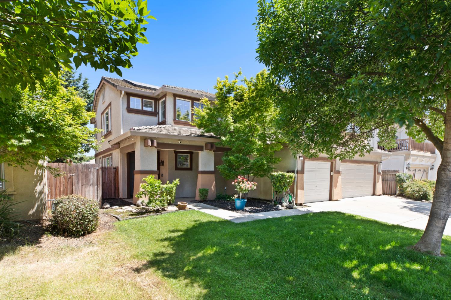 Detail Gallery Image 6 of 55 For 3408 Vancouver Dr, Modesto,  CA 95355 - 4 Beds | 3/1 Baths