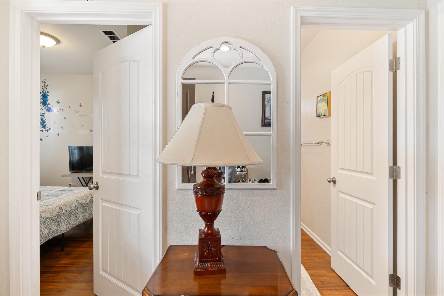 Detail Gallery Image 5 of 36 For 951 Alvarado Ct, Stockton,  CA 95204 - 3 Beds | 2 Baths