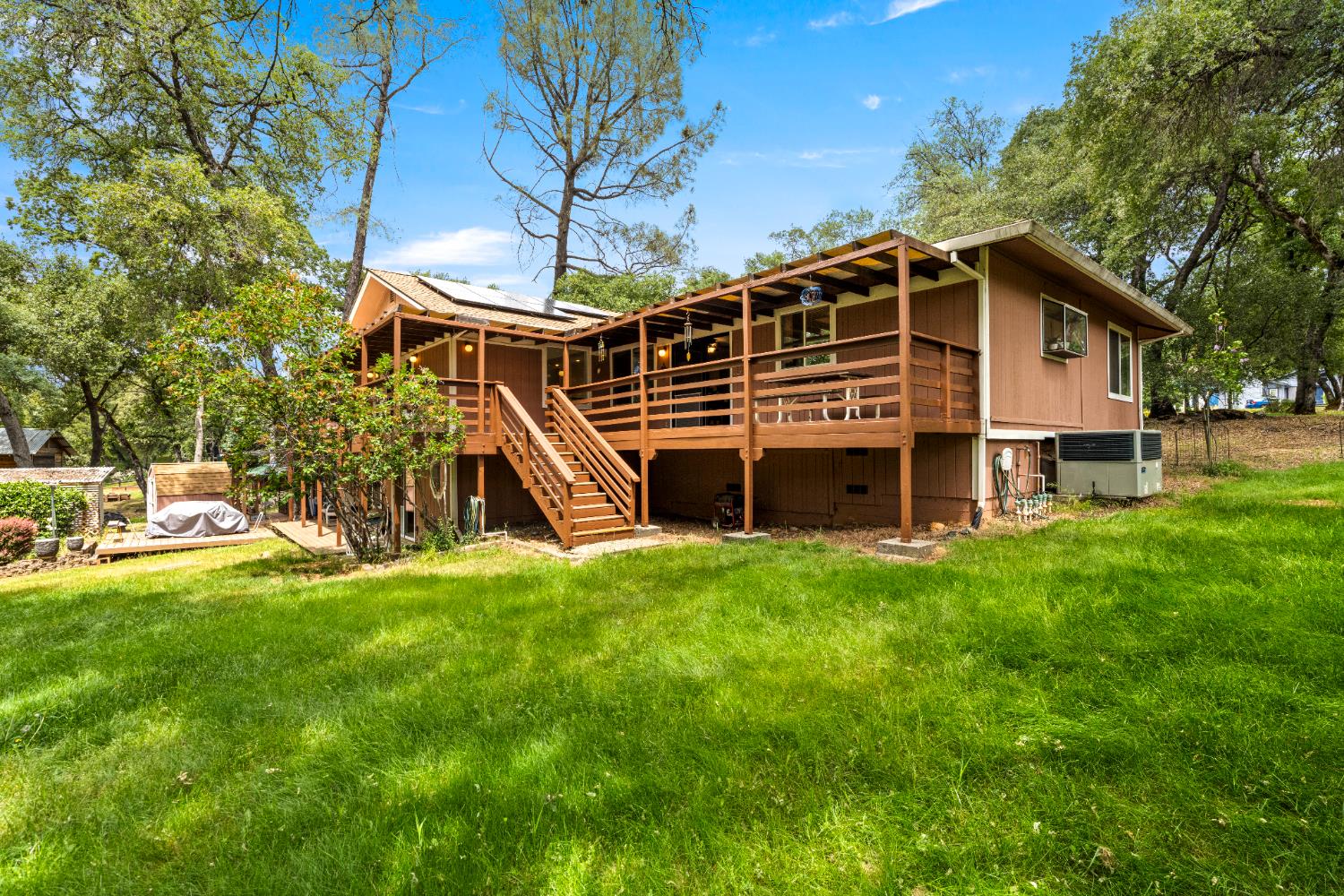 Thomas Drive, Auburn, California image 37