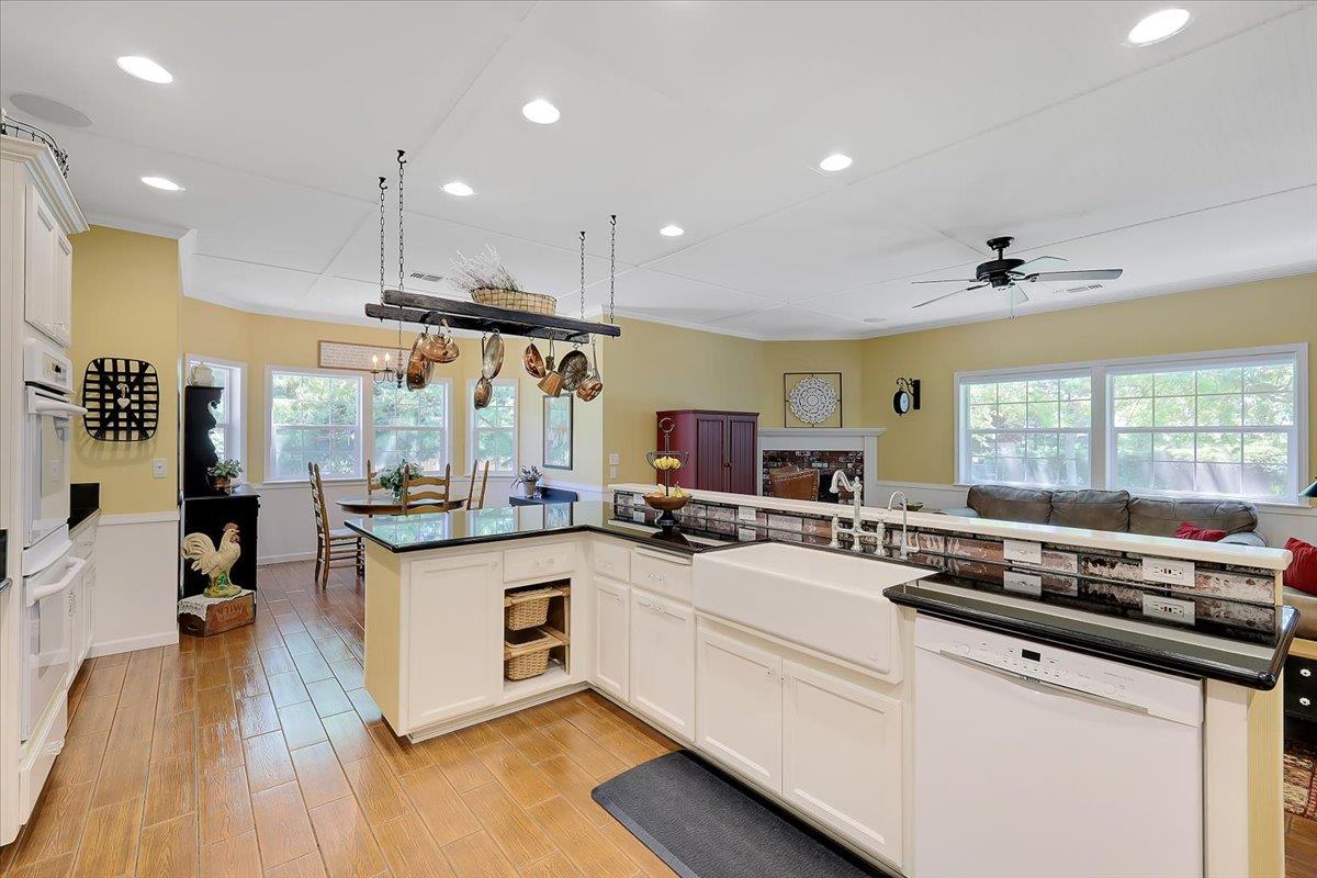 Detail Gallery Image 43 of 84 For 685 Saddleback Dr, Marysville,  CA 95901 - 3 Beds | 2/2 Baths