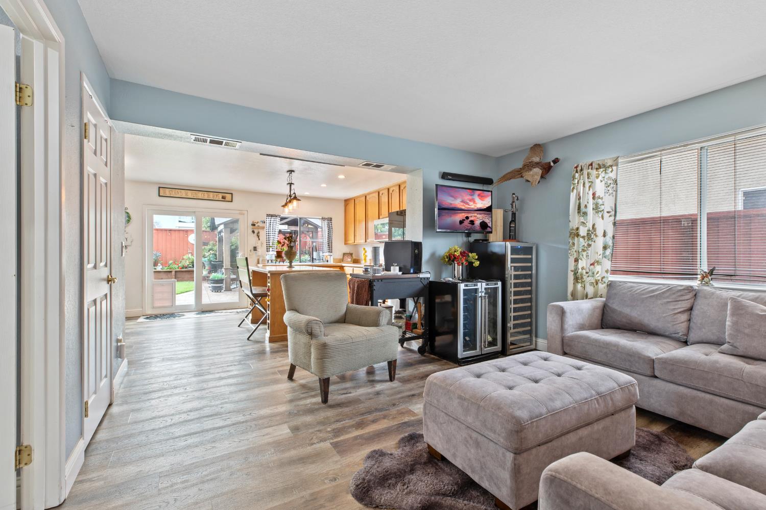 Detail Gallery Image 15 of 39 For 34 James Ct, Tracy,  CA 95376 - 3 Beds | 3 Baths