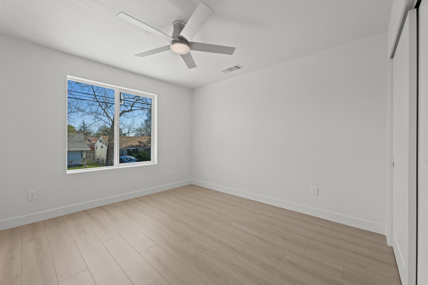 Detail Gallery Image 13 of 33 For 2565 Lexington St, Sacramento,  CA 95815 - – Beds | – Baths