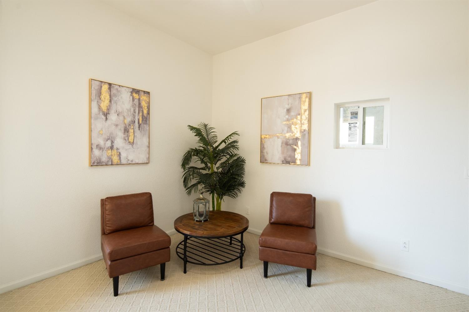 Detail Gallery Image 21 of 59 For 3012 Edgeview Dr, Modesto,  CA 95355 - 5 Beds | 3/1 Baths