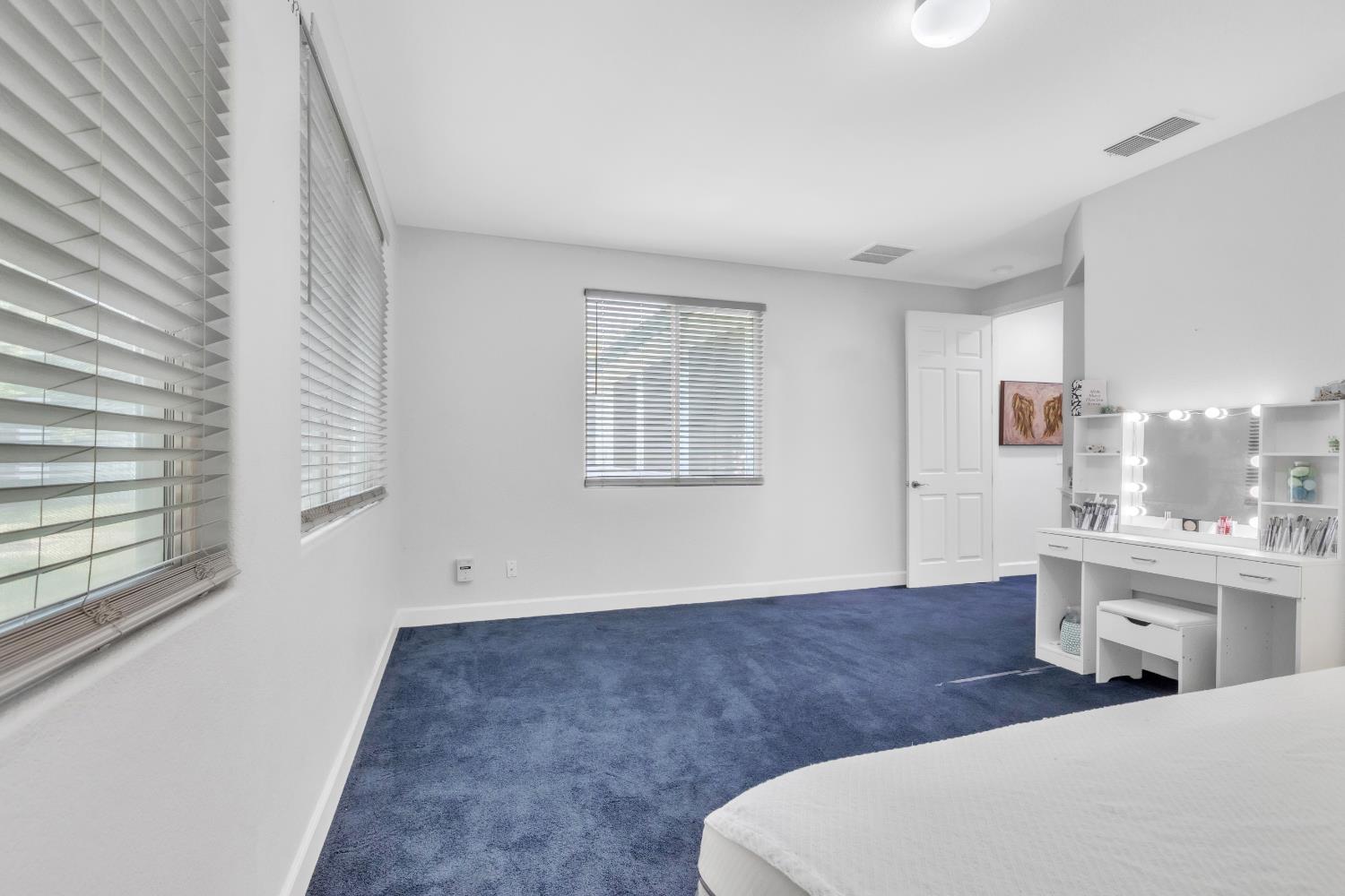 Detail Gallery Image 33 of 43 For 1073 Bronco Dr, Plumas Lake,  CA 95961 - 4 Beds | 2 Baths