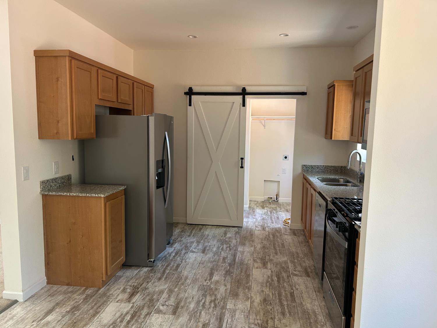 Detail Gallery Image 2 of 7 For 16814 Tudor Ln, Meadow Vista,  CA 95722 - 3 Beds | 2 Baths