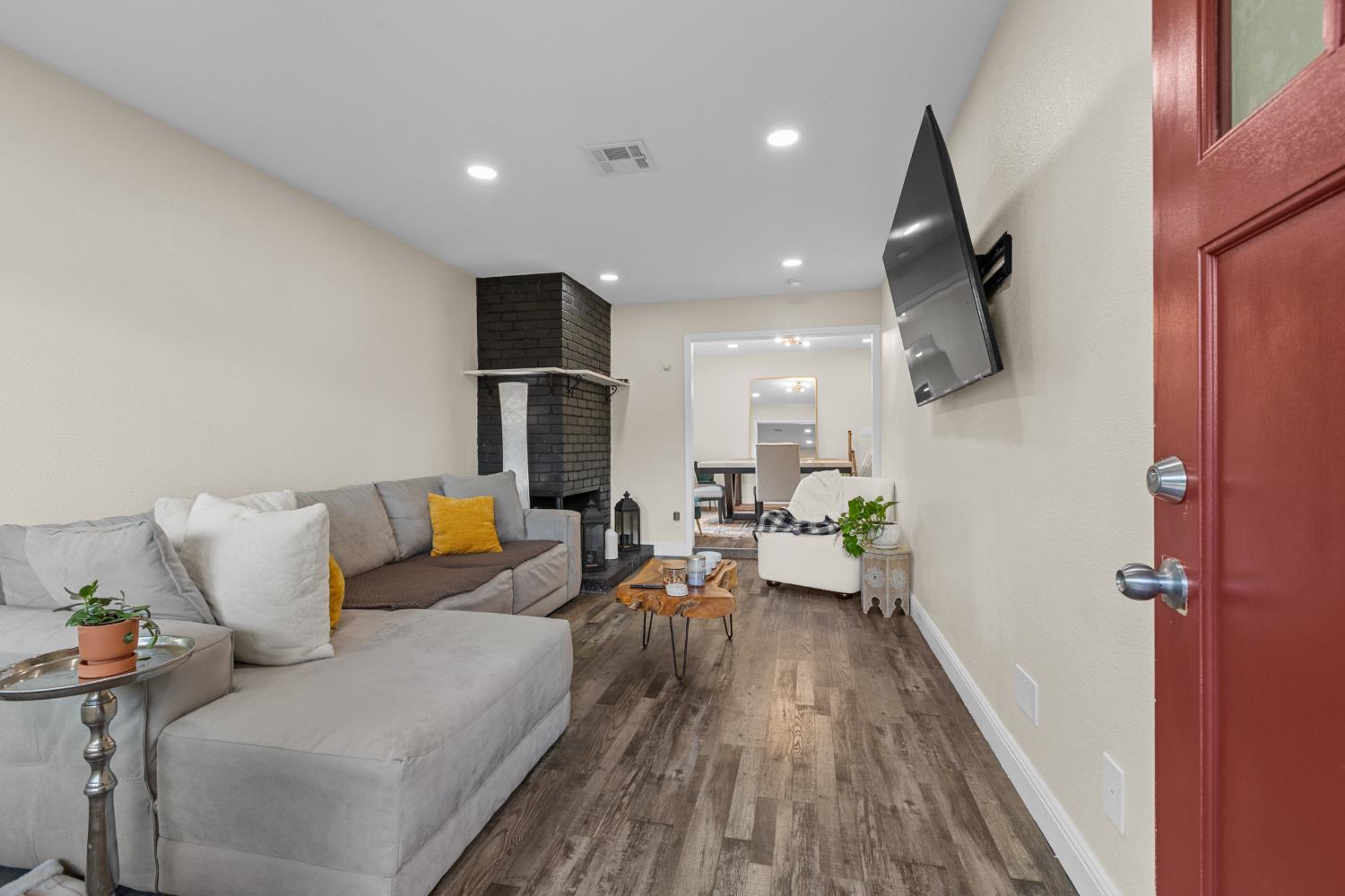 Detail Gallery Image 5 of 36 For 10164 Crawford Way, Sacramento,  CA 95827 - – Beds | – Baths