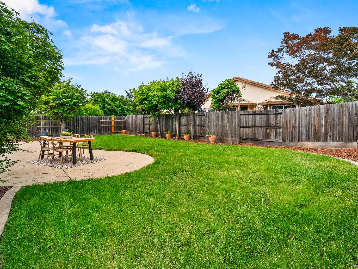 Farrell Court, Folsom, California image 38