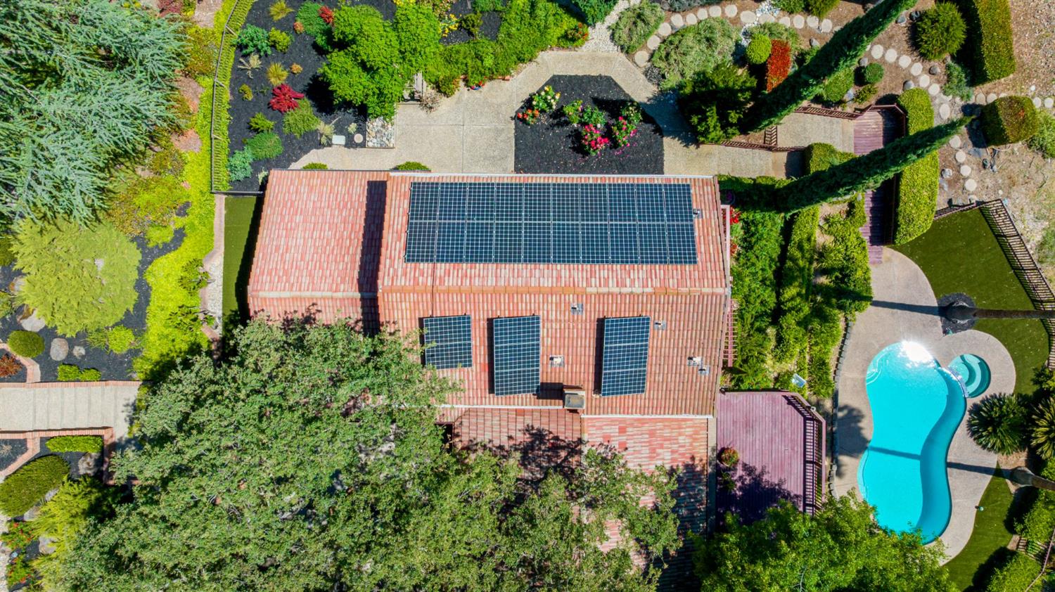 Detail Gallery Image 82 of 87 For 6127 Reservoir Ct, Granite Bay,  CA 95746 - 4 Beds | 4/1 Baths