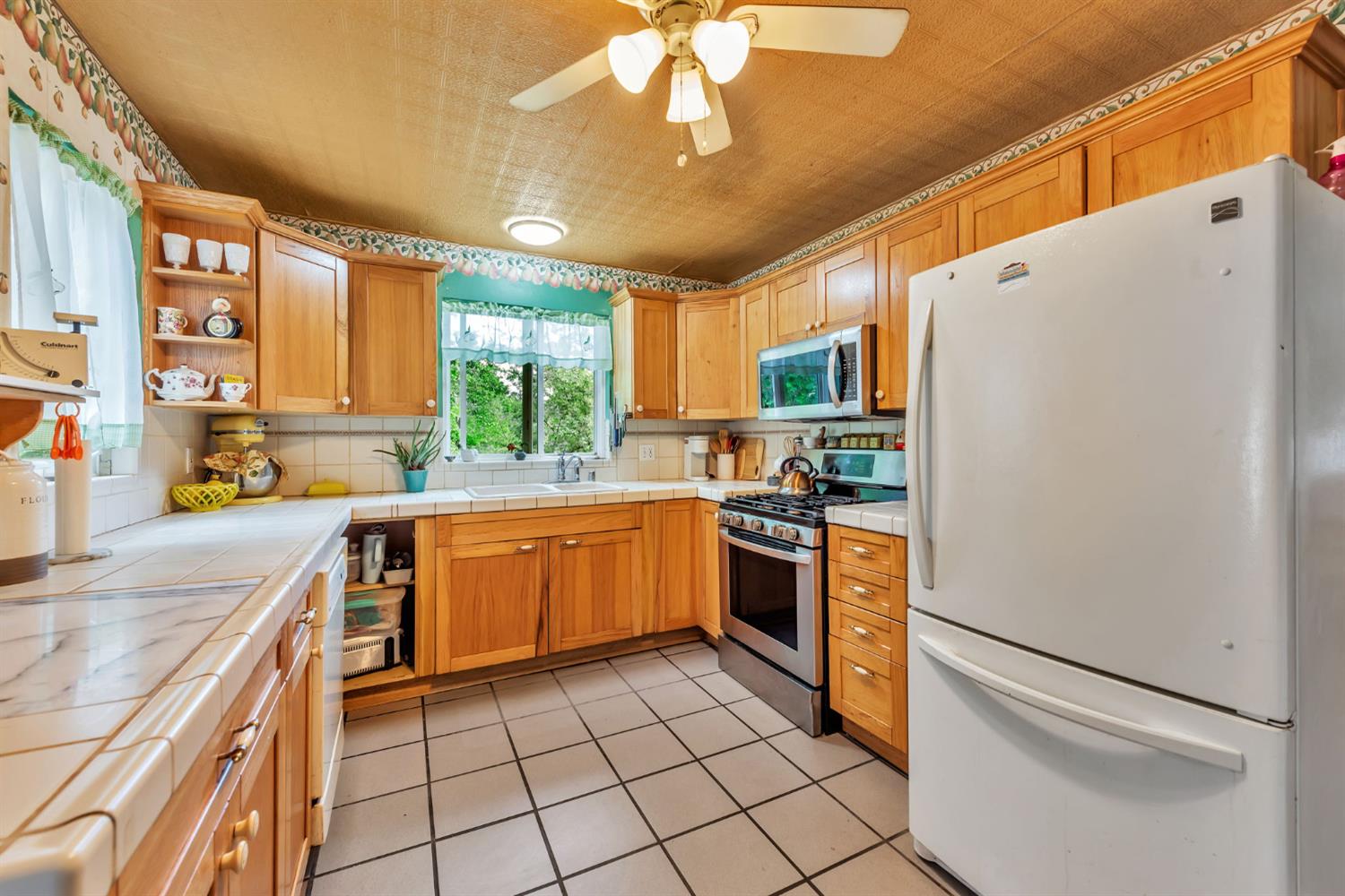Detail Gallery Image 26 of 41 For 22175 Placer Hills Rd, Colfax,  CA 95713 - 6 Beds | 3 Baths