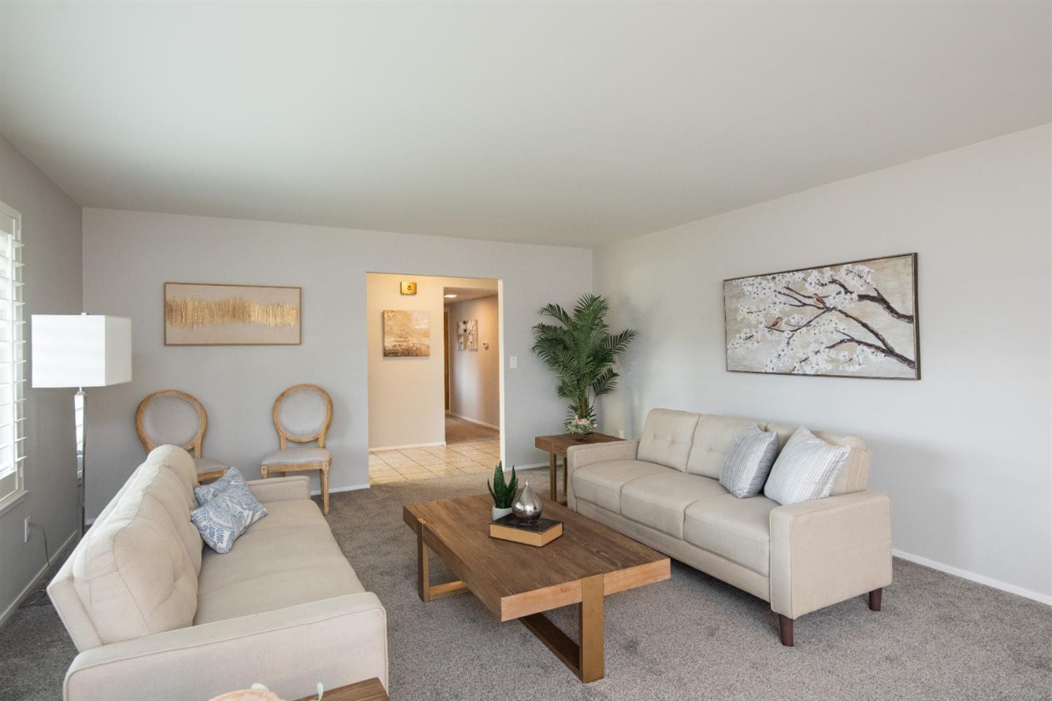 Detail Gallery Image 8 of 56 For 710 Leveland, Modesto,  CA 95350 - 5 Beds | 3 Baths