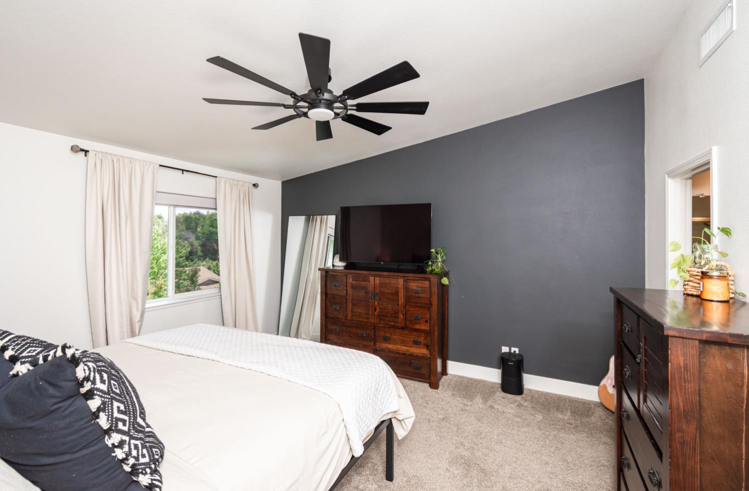 Summer Ridge Court, Auburn, California image 30