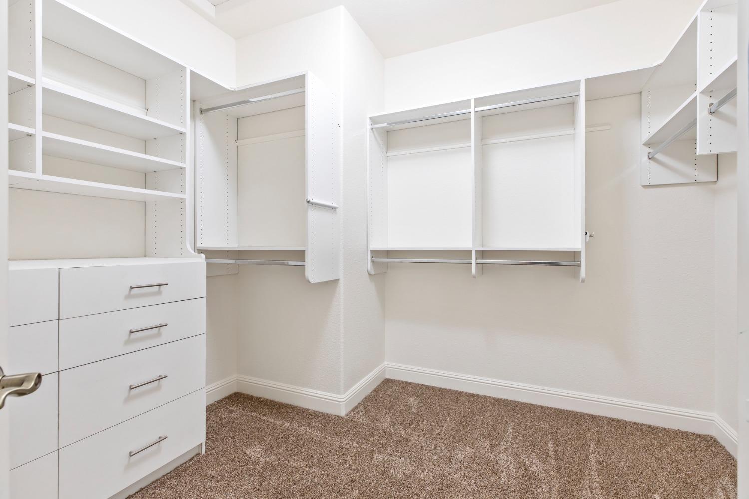 Detail Gallery Image 53 of 77 For 5000 Peach Blossom Ln, Oakdale,  CA 95361 - 5 Beds | 3/1 Baths