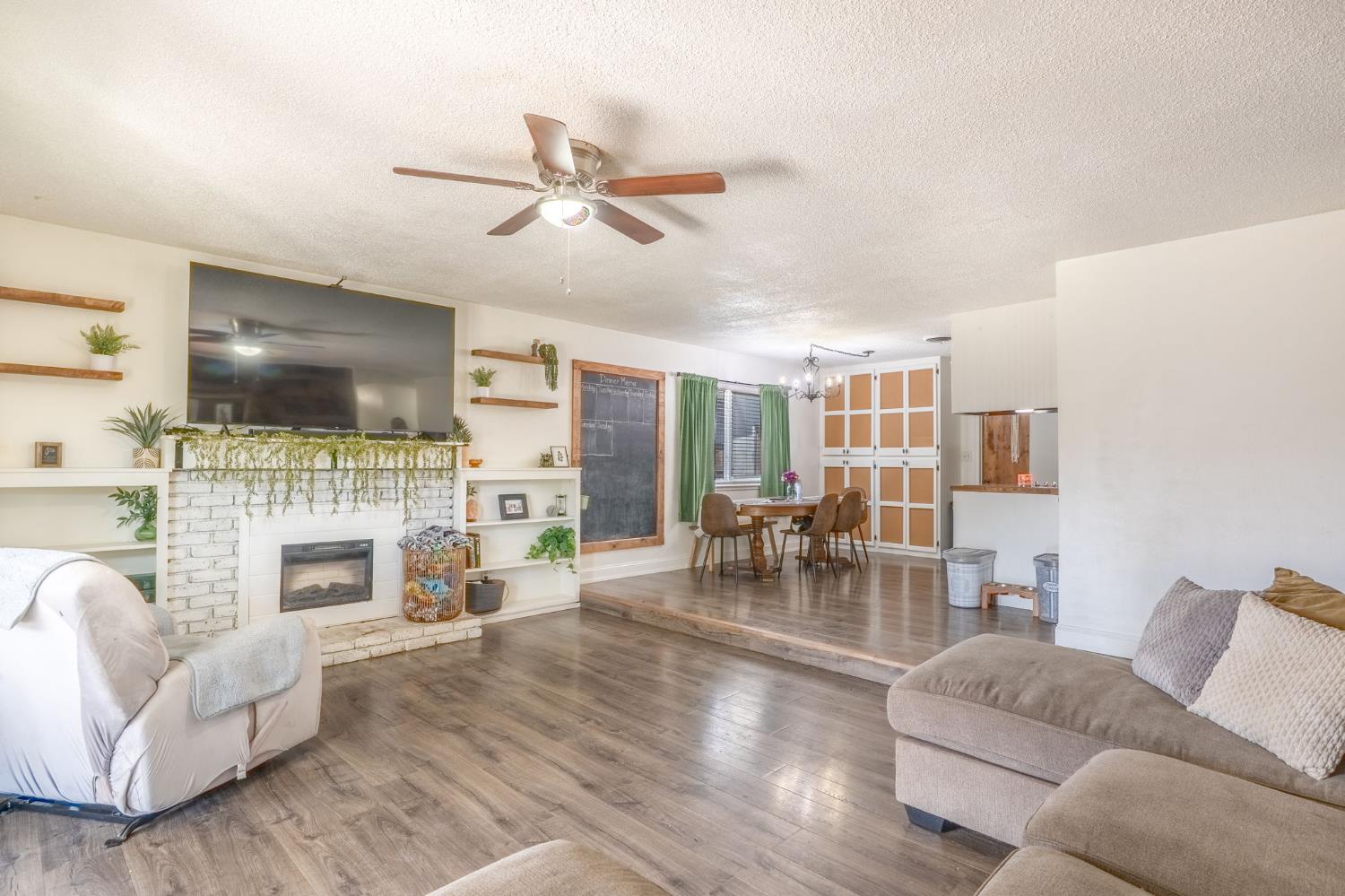 Detail Gallery Image 7 of 27 For 3730 Stanislaus St, Riverbank,  CA 95367 - 3 Beds | 2 Baths