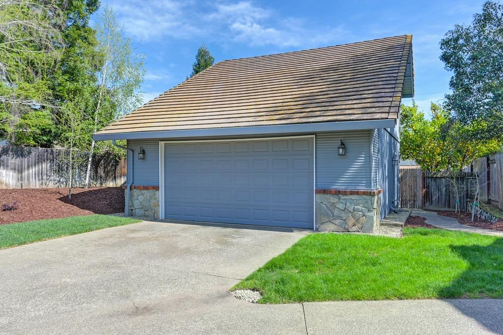 Detail Gallery Image 41 of 73 For 8224 Shadowood Ct, Granite Bay,  CA 95746 - 4 Beds | 2/1 Baths