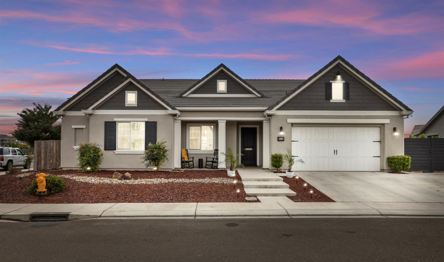 Detail Gallery Image 2 of 61 For 2134 Rambutan Pl, Manteca,  CA 95337 - 5 Beds | 3/1 Baths