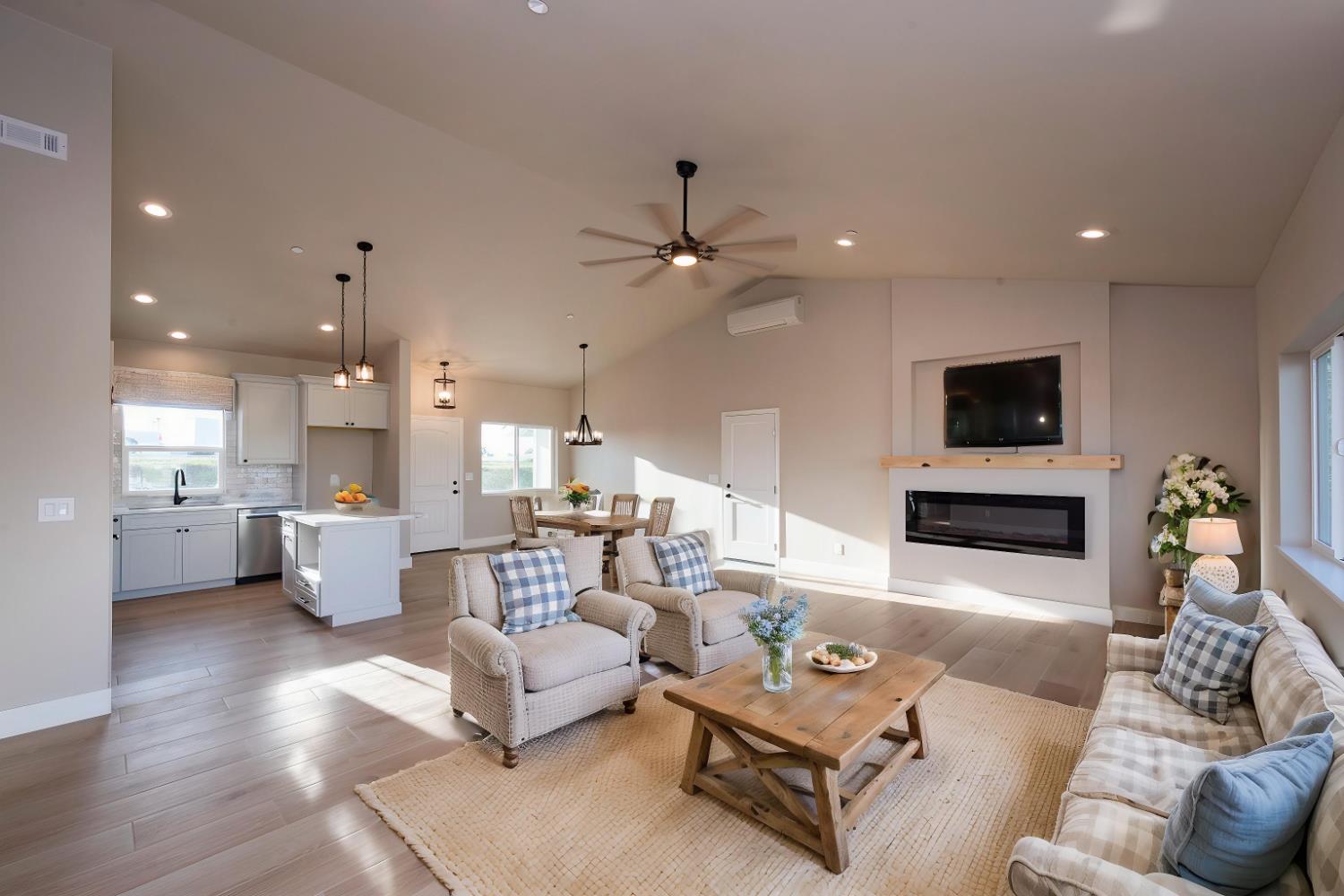 Detail Gallery Image 21 of 66 For 2106 Village Dr, Ione,  CA 95640 - 3 Beds | 2 Baths