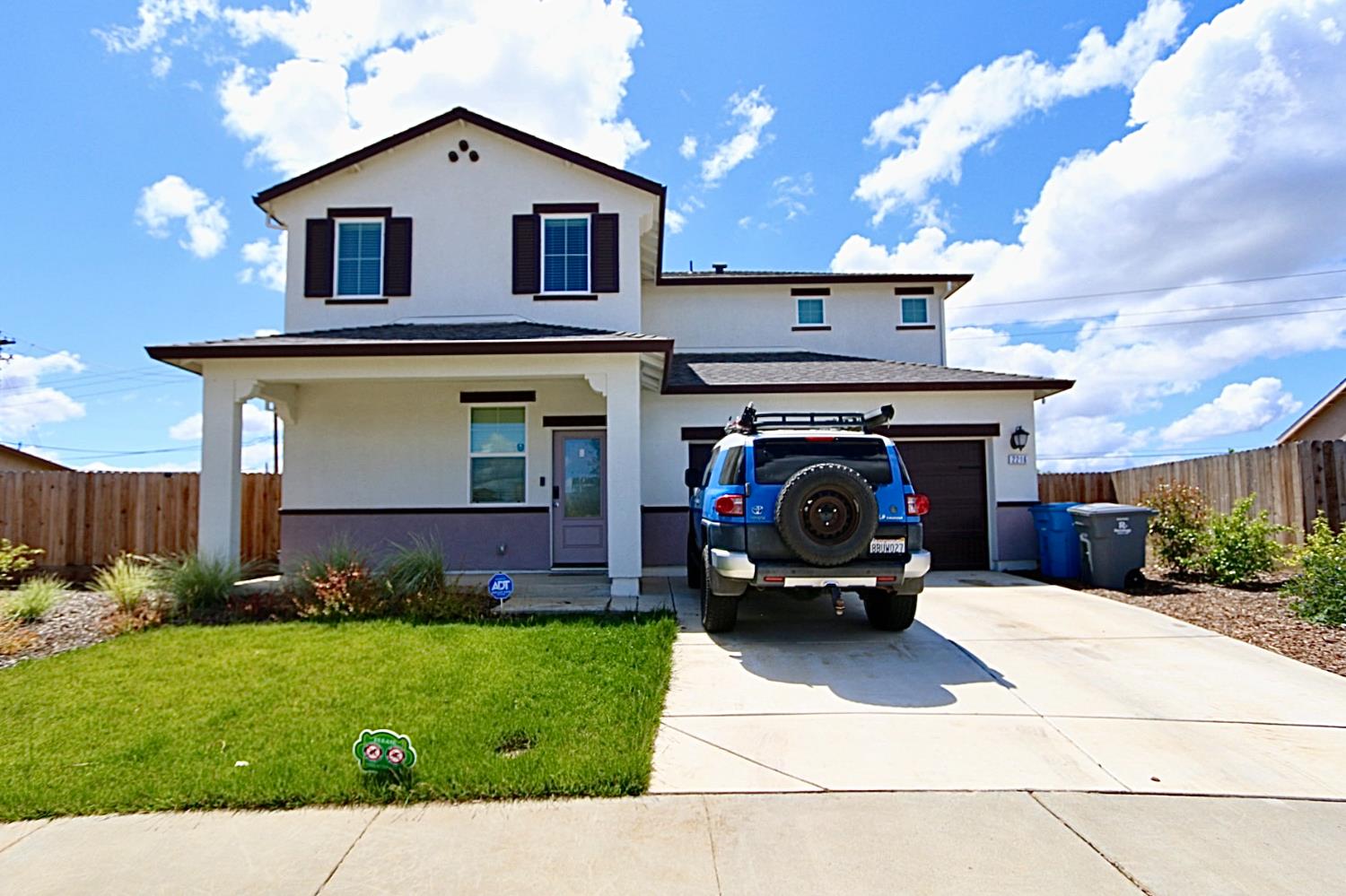 Detail Gallery Image 1 of 26 For 2216 Rick Dr, Marysville,  CA 95901 - 5 Beds | 3 Baths
