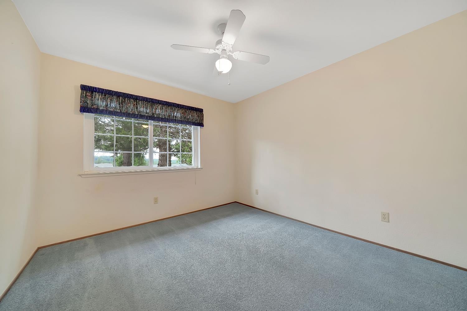Detail Gallery Image 17 of 36 For 23431 Fortress Way, Pioneer,  CA 95666 - 3 Beds | 2 Baths