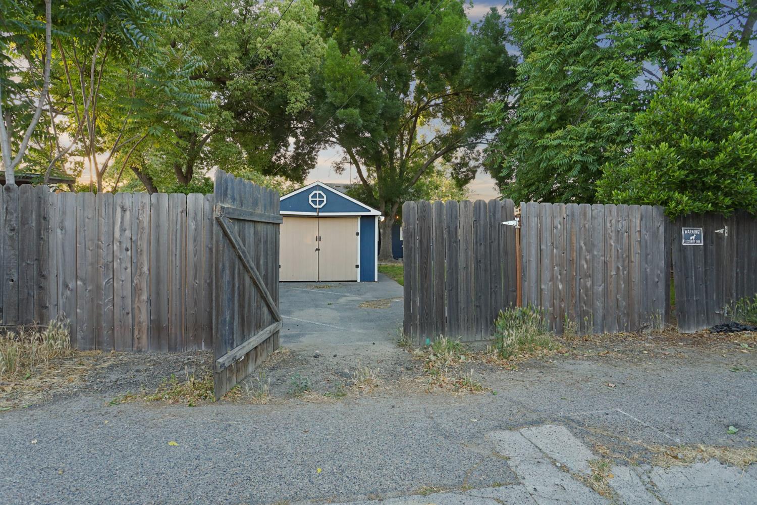 Detail Gallery Image 29 of 30 For 526 Mitchell Ave, Turlock,  CA 95380 - 4 Beds | 1 Baths