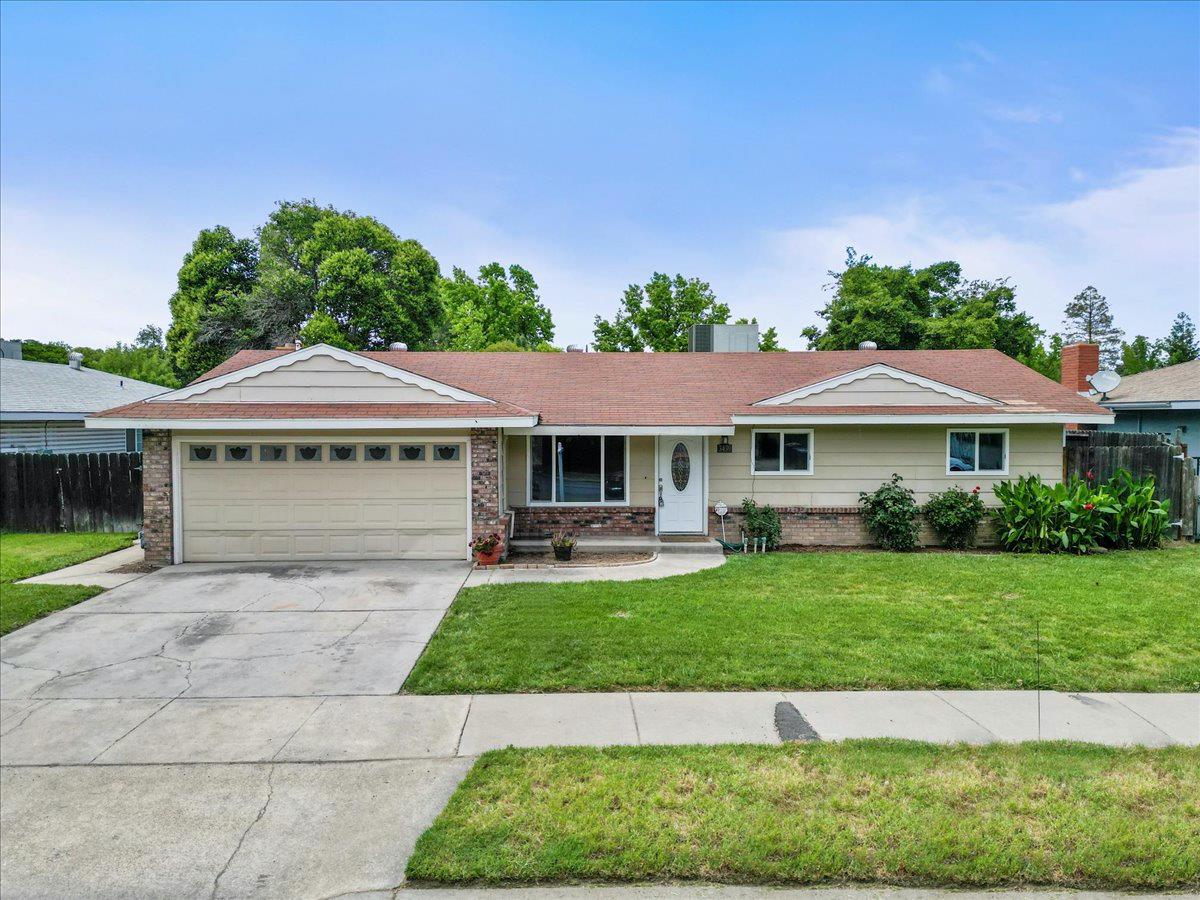 De Anza Avenue, Merced, California image 8