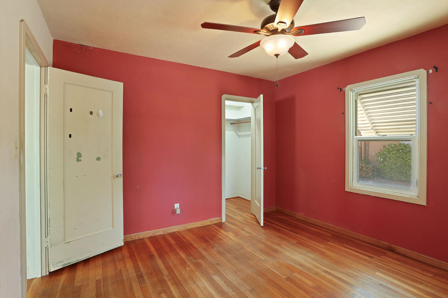 Detail Gallery Image 7 of 39 For 304 E Tokay St, Lodi,  CA 95240 - 2 Beds | 2 Baths