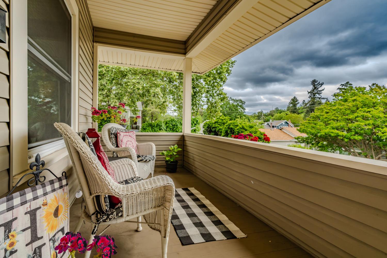 Detail Gallery Image 18 of 72 For 315 Water St, Jackson,  CA 95642 - 3 Beds | 1/1 Baths