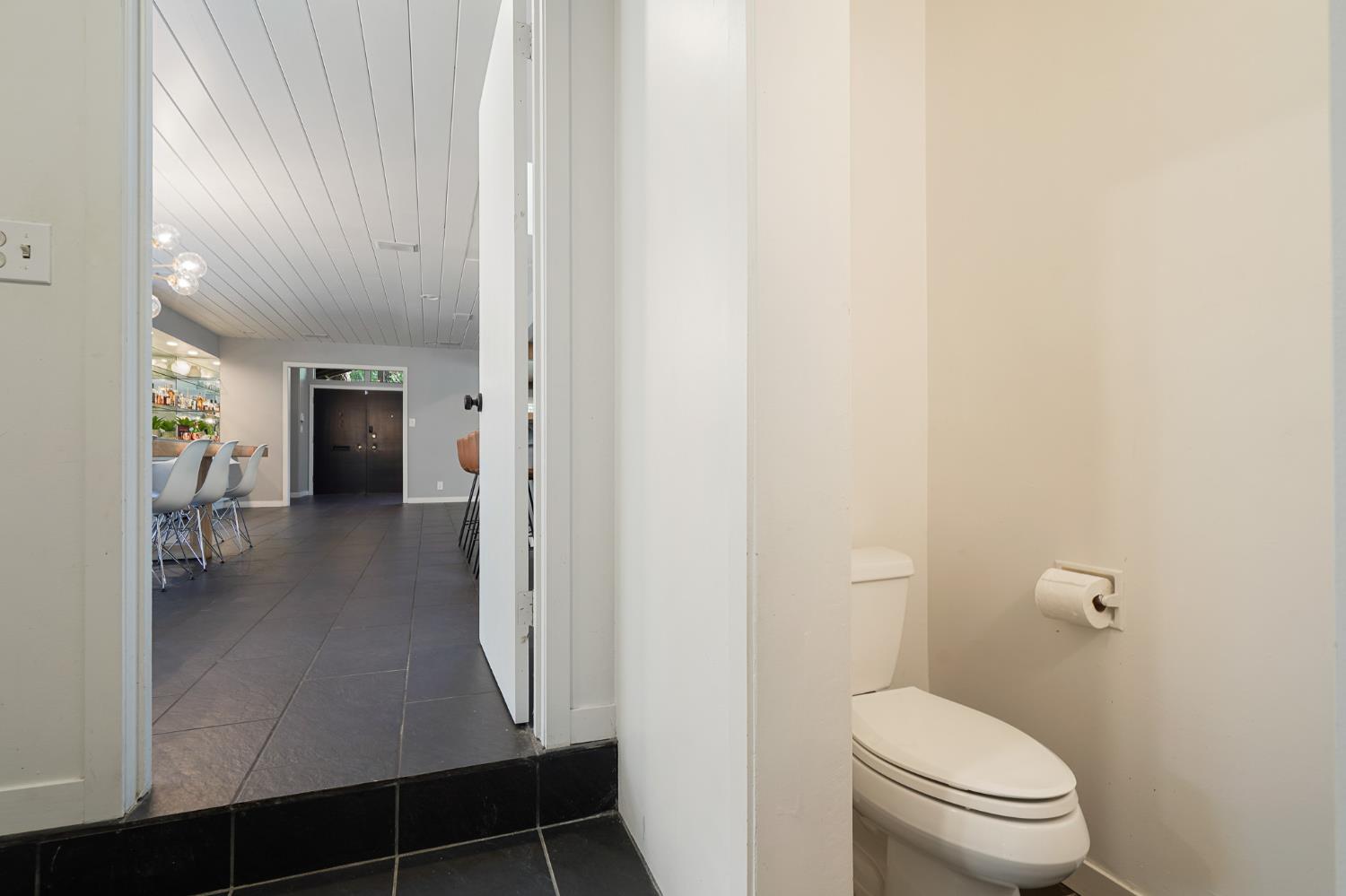 Detail Gallery Image 31 of 79 For 2321 Bonniebrook Dr, Stockton,  CA 95207 - 3 Beds | 2/1 Baths