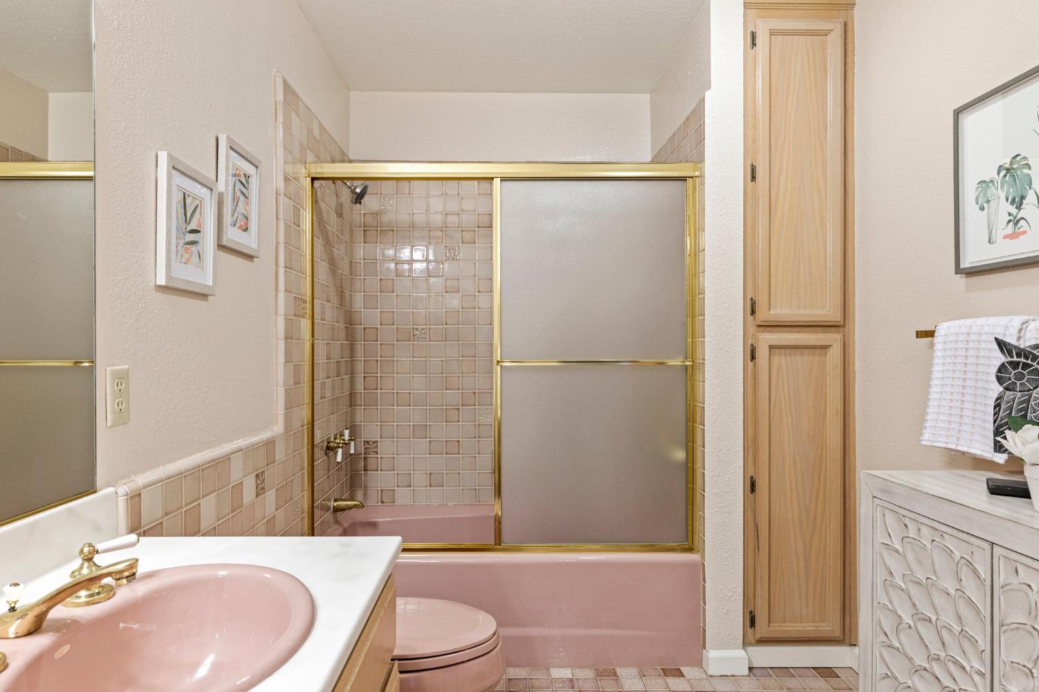 Detail Gallery Image 48 of 87 For 6127 Reservoir Ct, Granite Bay,  CA 95746 - 4 Beds | 4/1 Baths