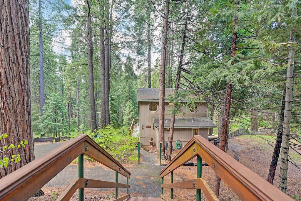 Detail Gallery Image 6 of 47 For 3490 Gold Ridge Trl, Pollock Pines,  CA 95726 - 3 Beds | 2 Baths