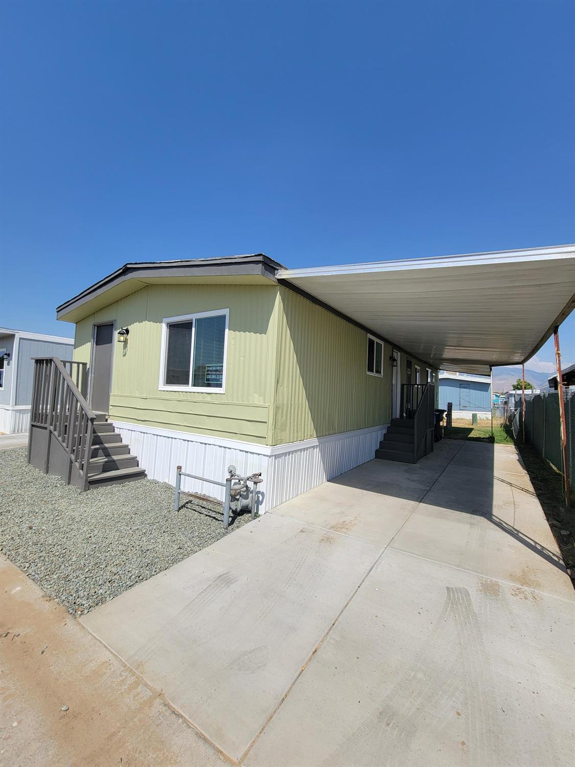 Detail Gallery Image 1 of 9 For 801 Schipper St 66, Bakersfield,  CA 93203 - 2 Beds | 2 Baths