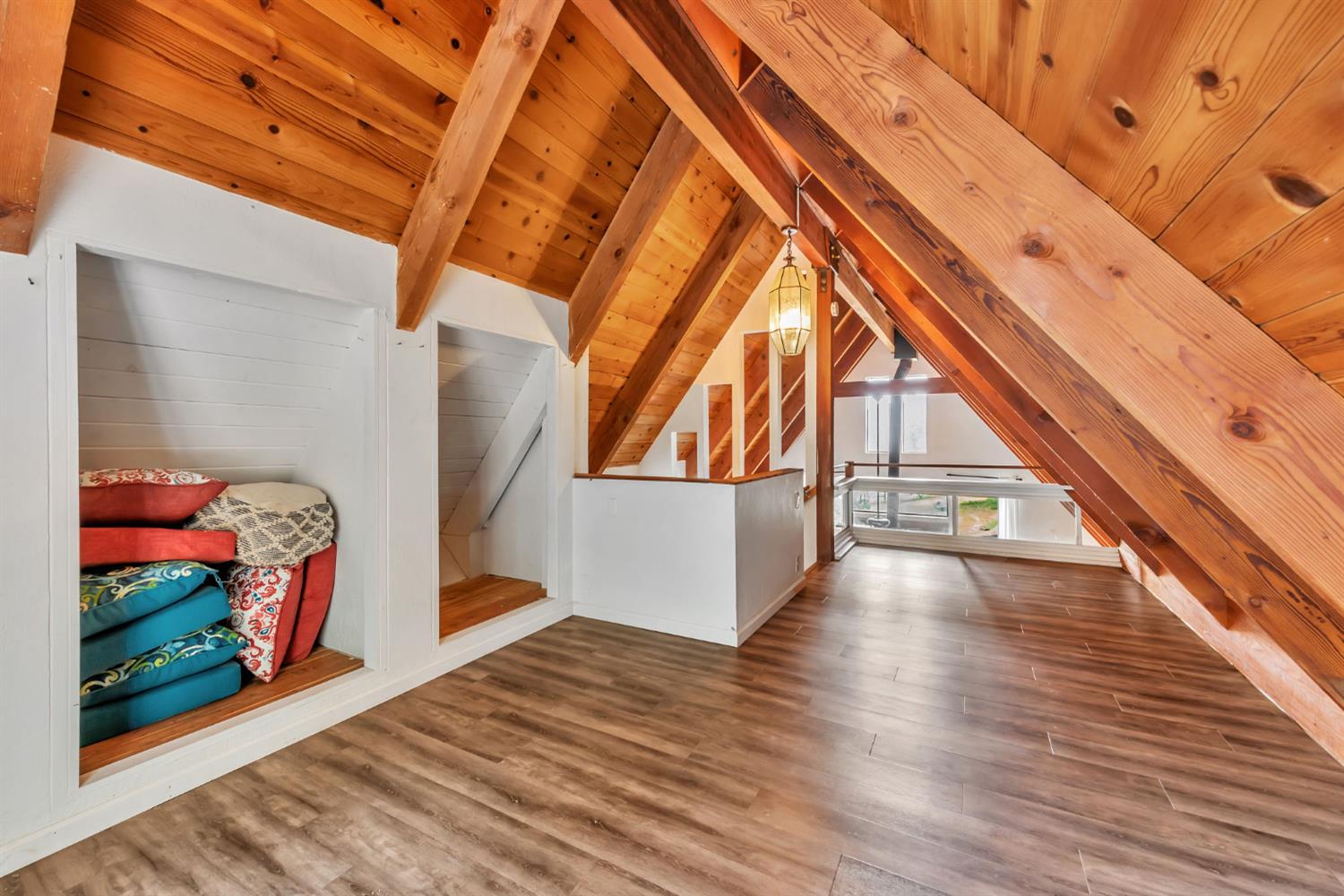 Detail Gallery Image 19 of 40 For 2300 Indian Rock Rd, Cool,  CA 95614 - 2 Beds | 2 Baths