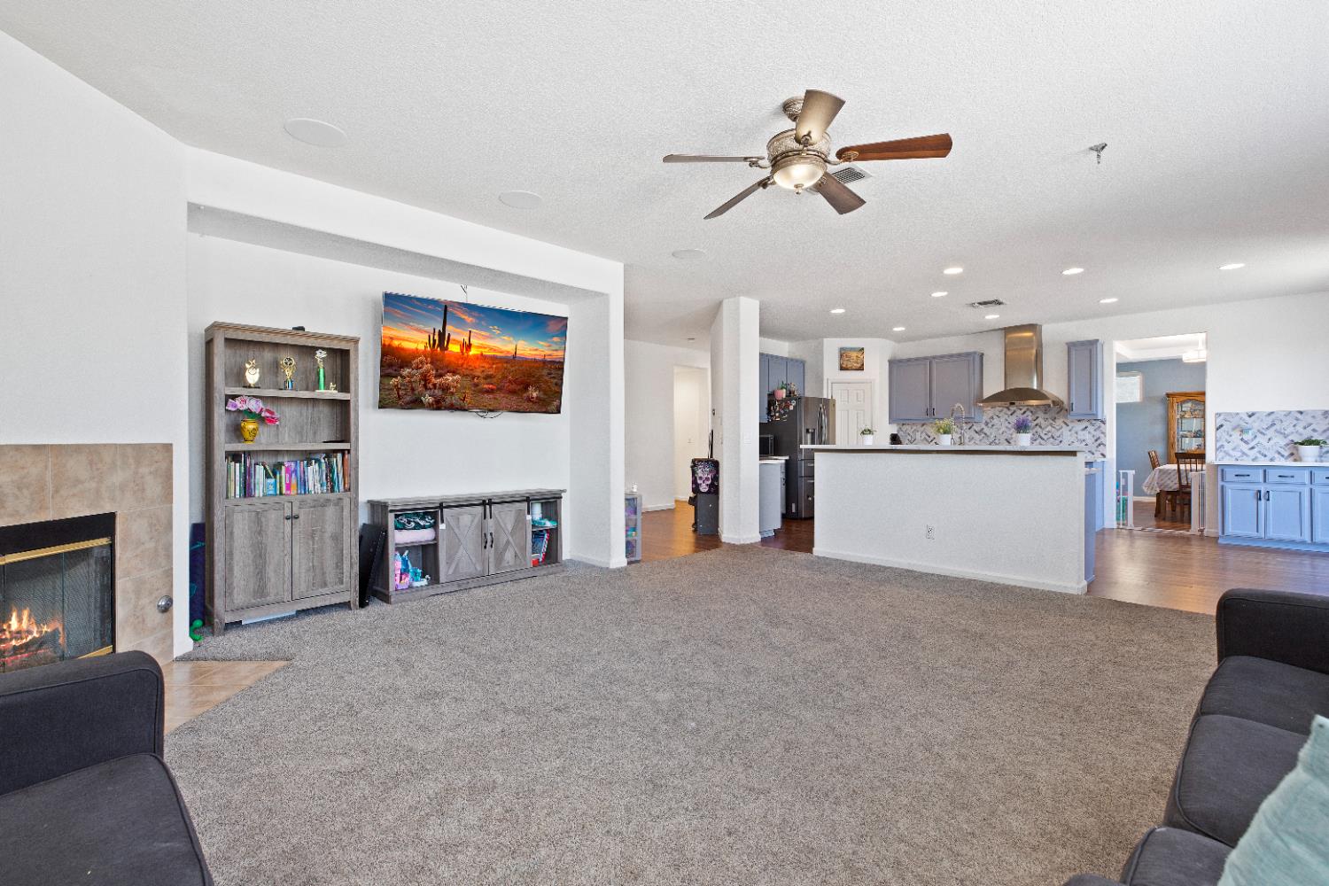Detail Gallery Image 16 of 55 For 3408 Vancouver Dr, Modesto,  CA 95355 - 4 Beds | 3/1 Baths