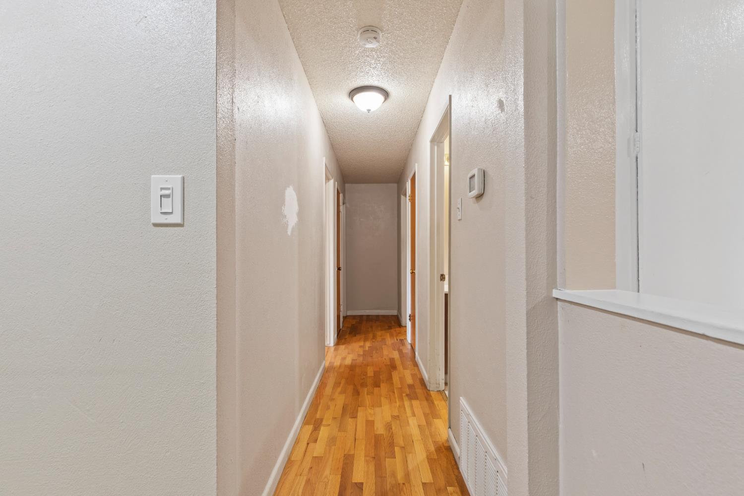 Detail Gallery Image 14 of 43 For 2037 Wally Ct, Modesto,  CA 95350 - 3 Beds | 3 Baths