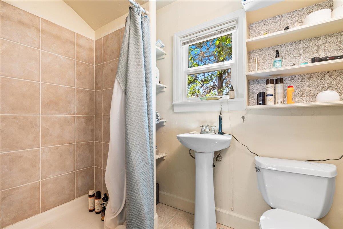 Detail Gallery Image 67 of 84 For 259 N Auburn St, Grass Valley,  CA 95945 - 5 Beds | 4 Baths