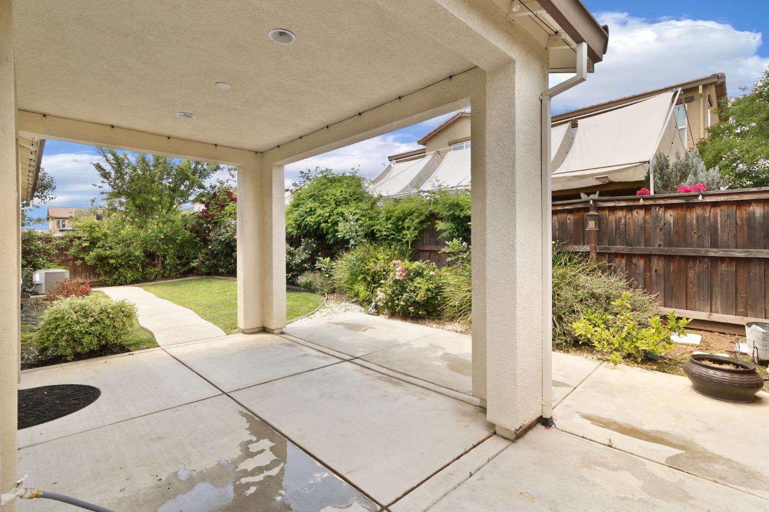 Detail Gallery Image 36 of 52 For 9820 Allen Ranch Way, Elk Grove,  CA 95757 - 4 Beds | 3 Baths