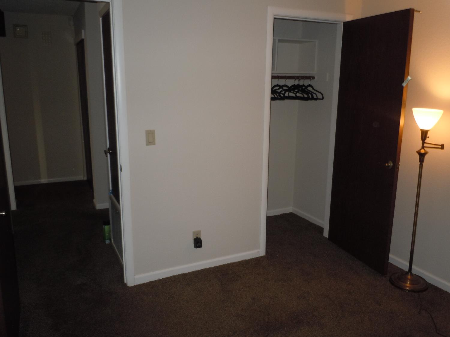 Detail Gallery Image 12 of 17 For 3077 Funston Dr, Sacramento,  CA 95833 - 2 Beds | 2 Baths