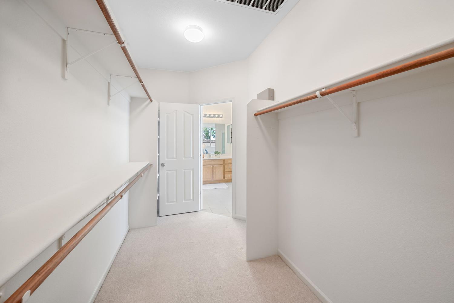 Detail Gallery Image 39 of 66 For 2339 Ryedale Ln, Sacramento,  CA 95835 - 2 Beds | 2 Baths