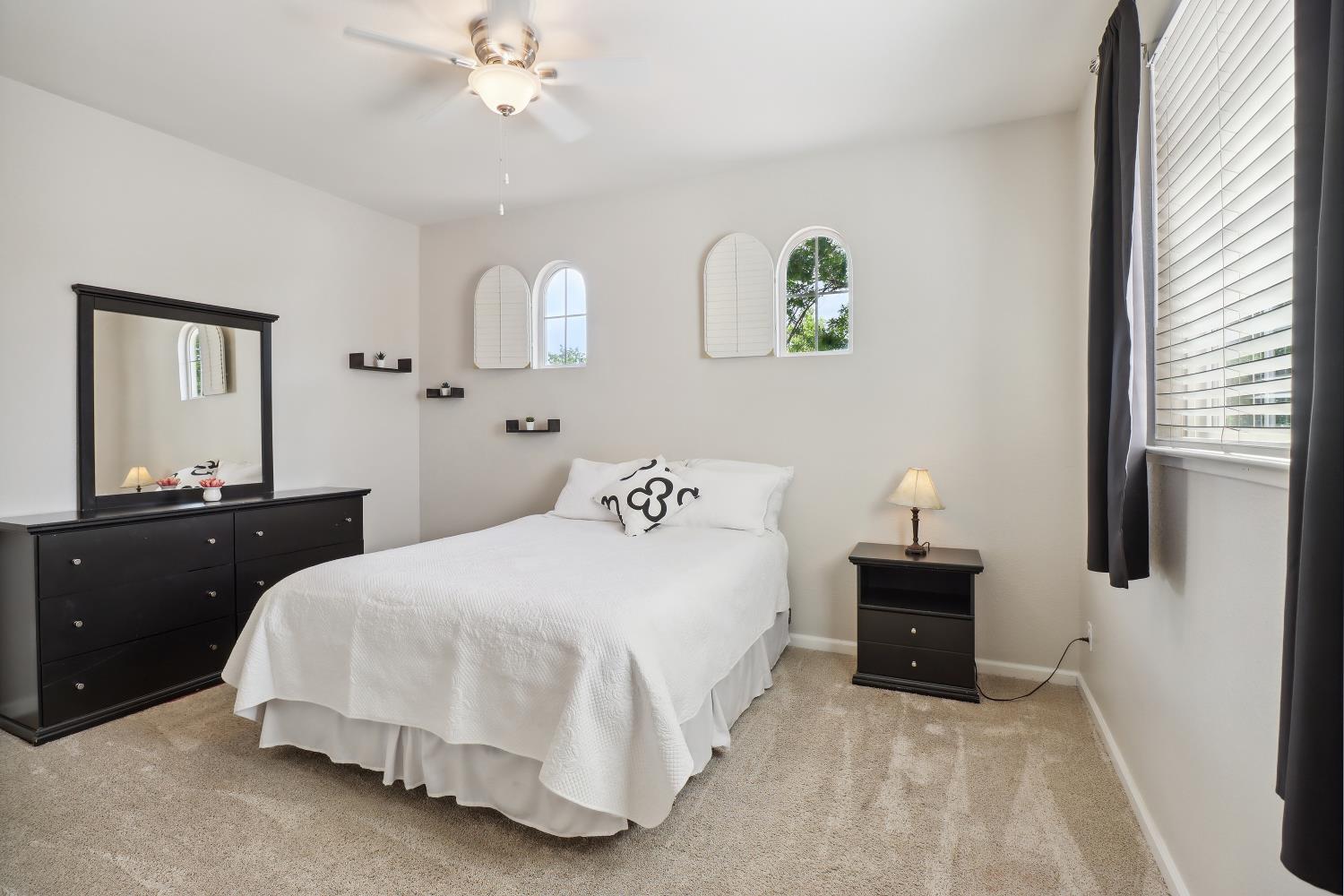 Detail Gallery Image 36 of 72 For 2049 Riggs Ave, Sacramento,  CA 95835 - 5 Beds | 3 Baths