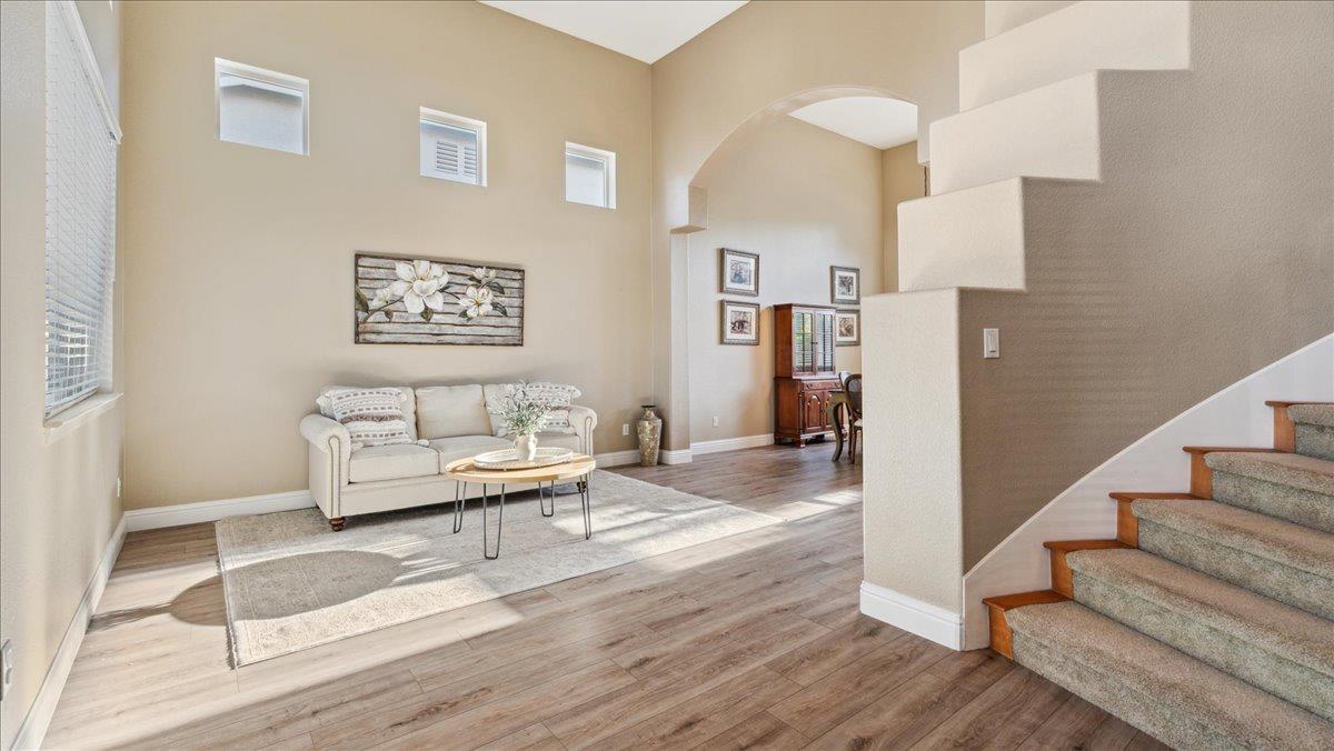 Detail Gallery Image 12 of 57 For 6433 Camellia Point Way, Roseville,  CA 95678 - 4 Beds | 3 Baths