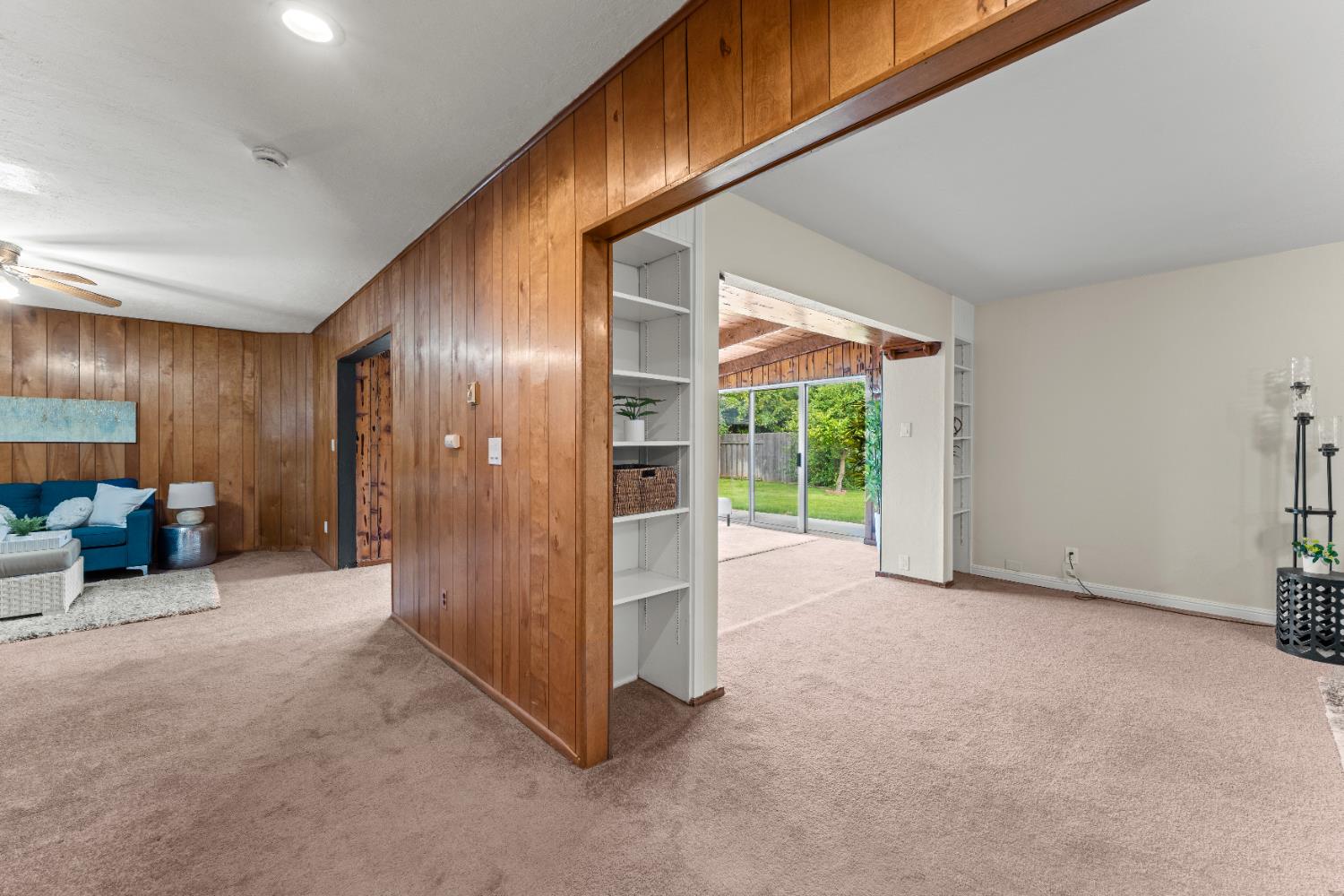 Detail Gallery Image 7 of 23 For 1325 Glenwood Rd, Sacramento,  CA 95864 - 3 Beds | 2 Baths