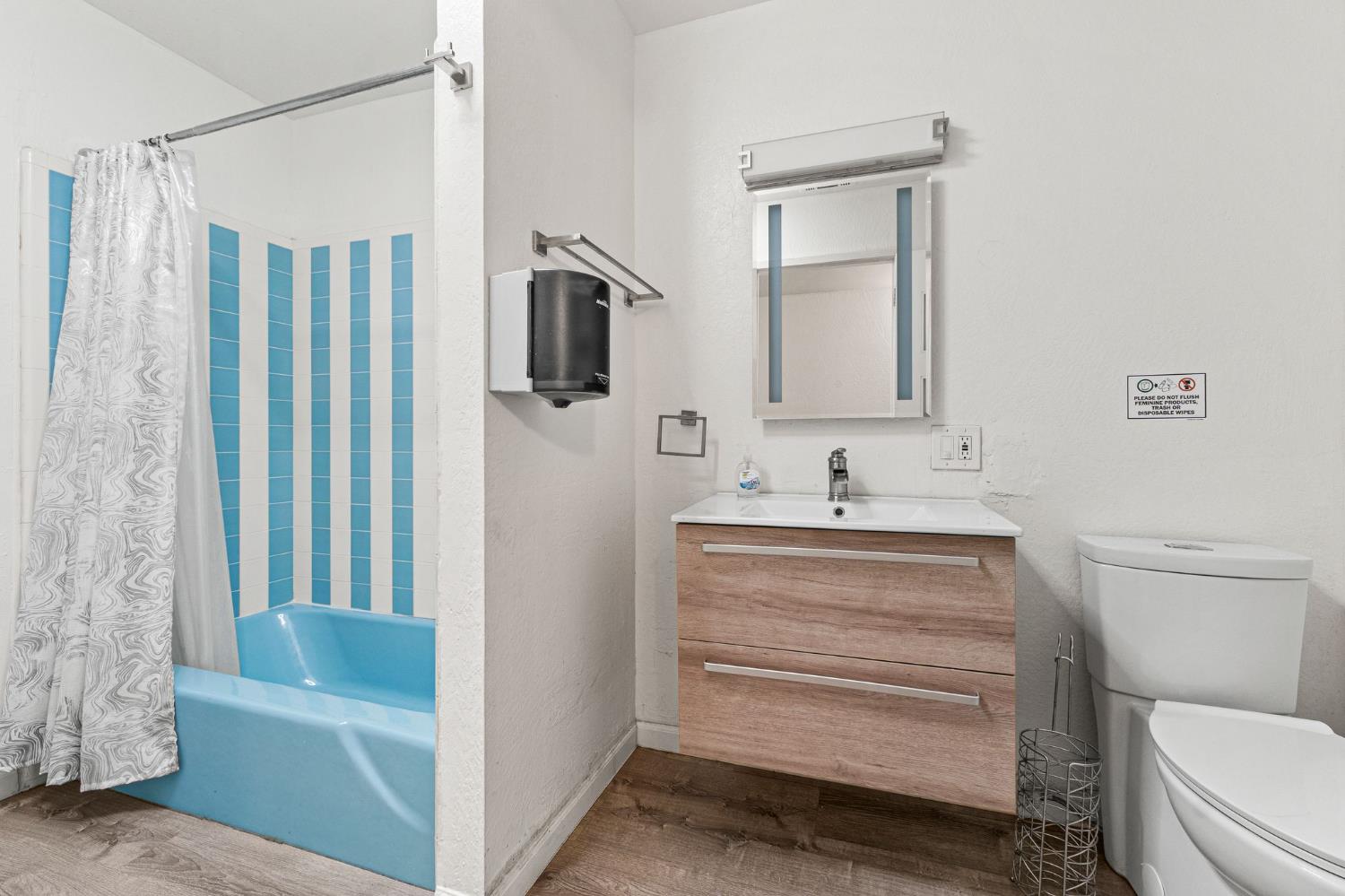 Detail Gallery Image 21 of 44 For 2809 Gardella Ln, Camino,  CA 95709 - 4 Beds | 3/3 Baths