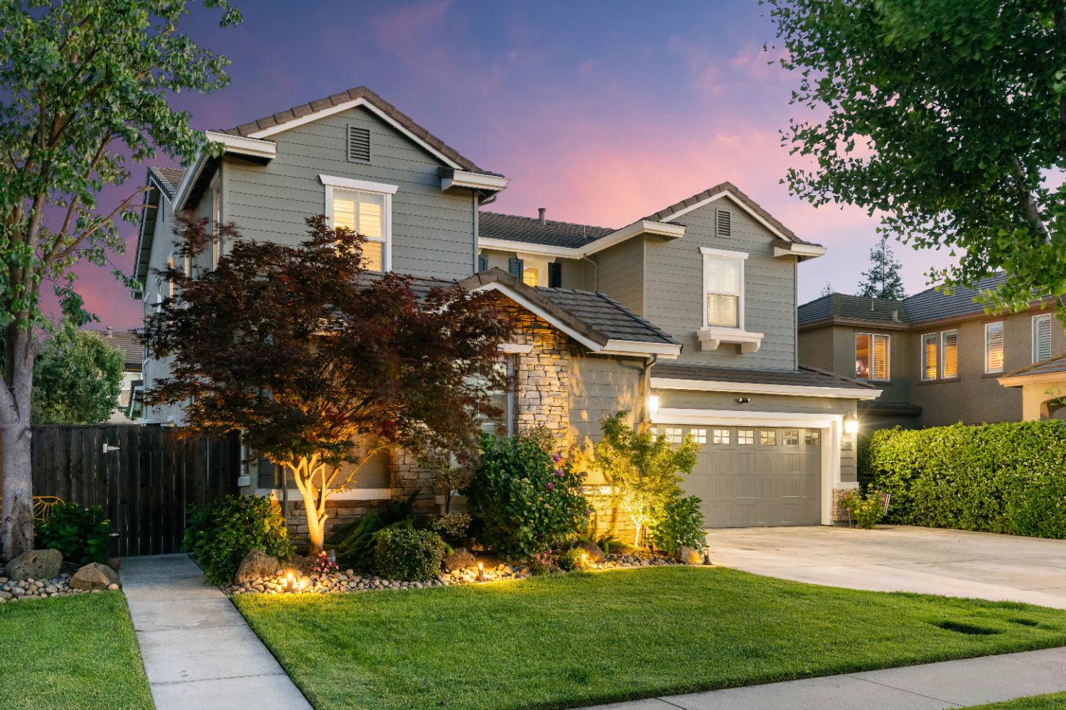 Detail Gallery Image 6 of 51 For 2240 Katzakian Way, Lodi,  CA 95242 - 4 Beds | 2/1 Baths