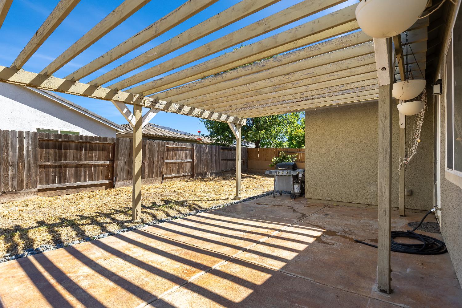 Detail Gallery Image 32 of 36 For 1795 Sea Side Ct, Plumas Lake,  CA 95961 - 4 Beds | 2 Baths