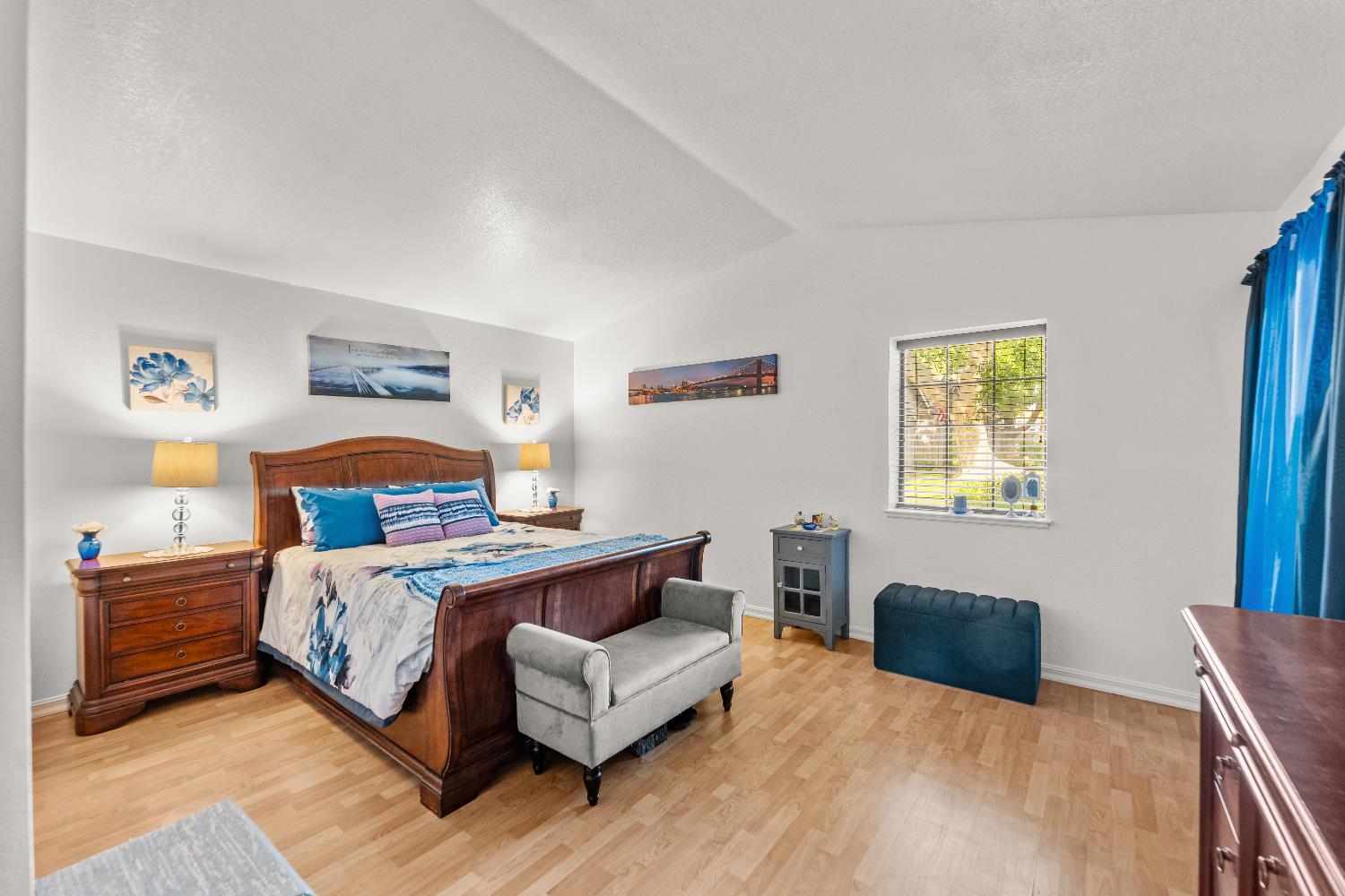 Detail Gallery Image 25 of 53 For 8193 Rose Vine Ln, Fair Oaks,  CA 95628 - 2 Beds | 2 Baths