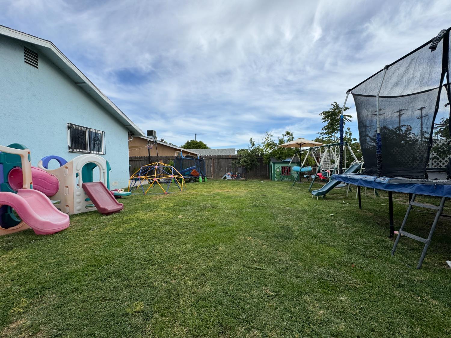 Detail Gallery Image 17 of 27 For 2131 S Sacramento St, Stockton,  CA 95206 - 3 Beds | 1/1 Baths