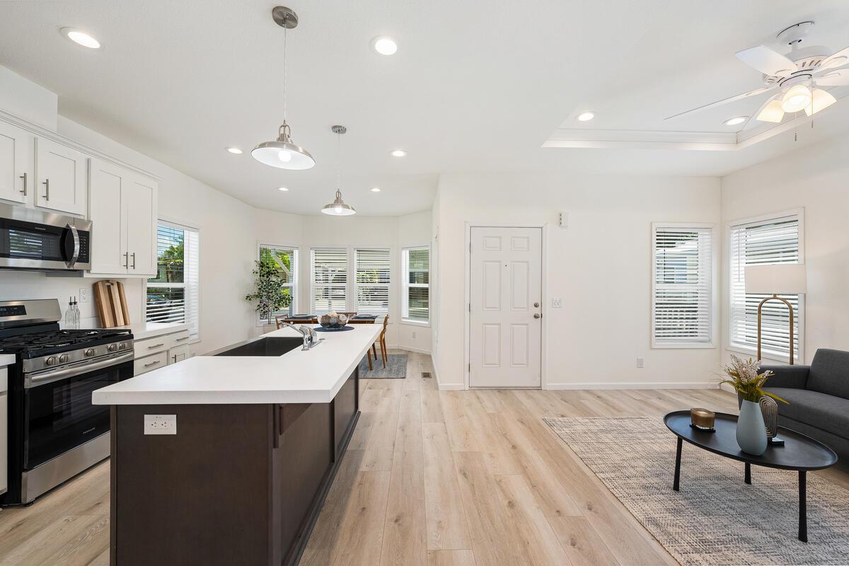 Detail Gallery Image 15 of 28 For 119 Marigold Ave, Auburn,  CA 95631 - 2 Beds | 2 Baths