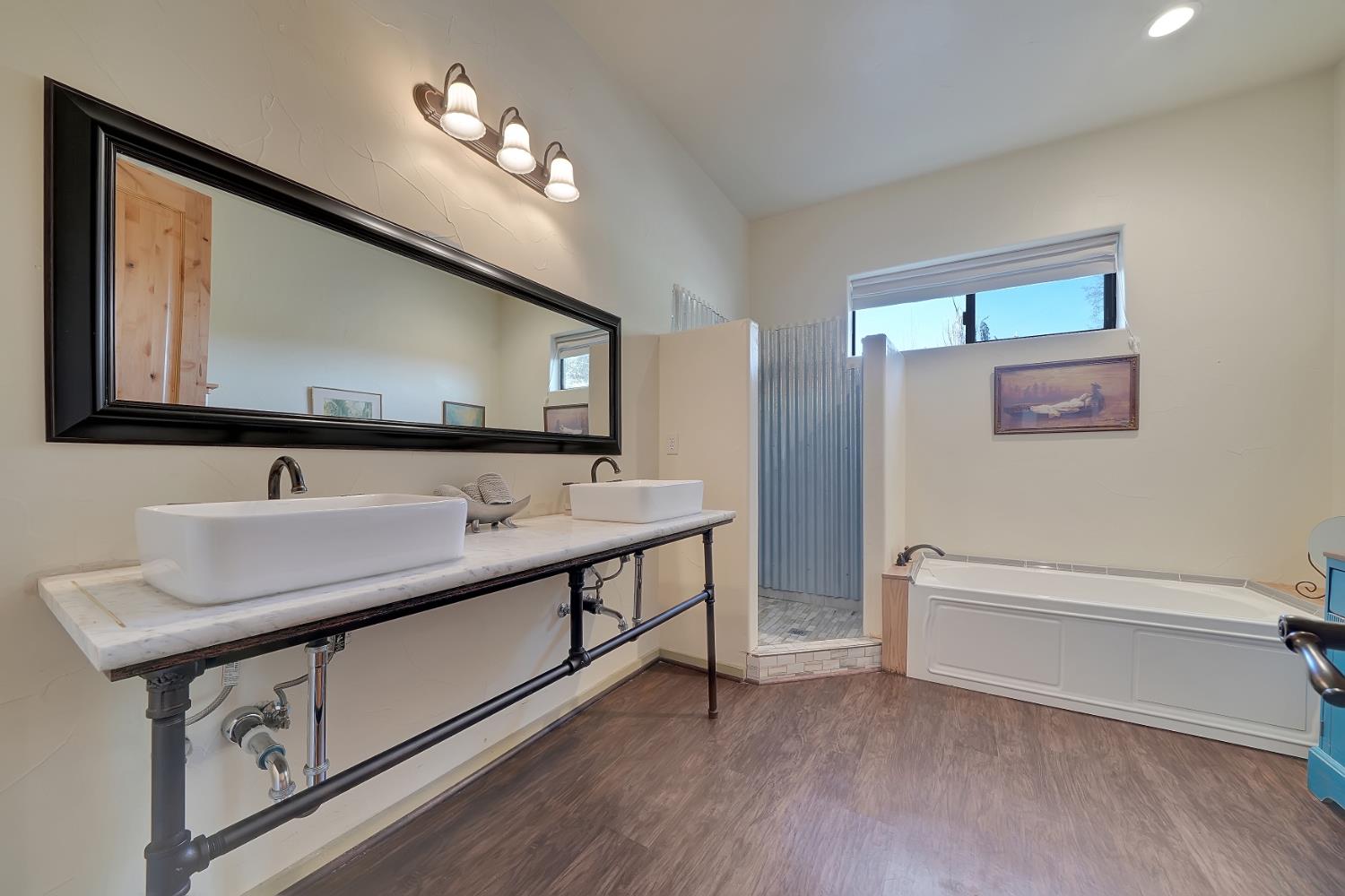 Detail Gallery Image 12 of 85 For 21645 Parrotts Ferry Rd, Columbia,  CA 95310 - – Beds | – Baths