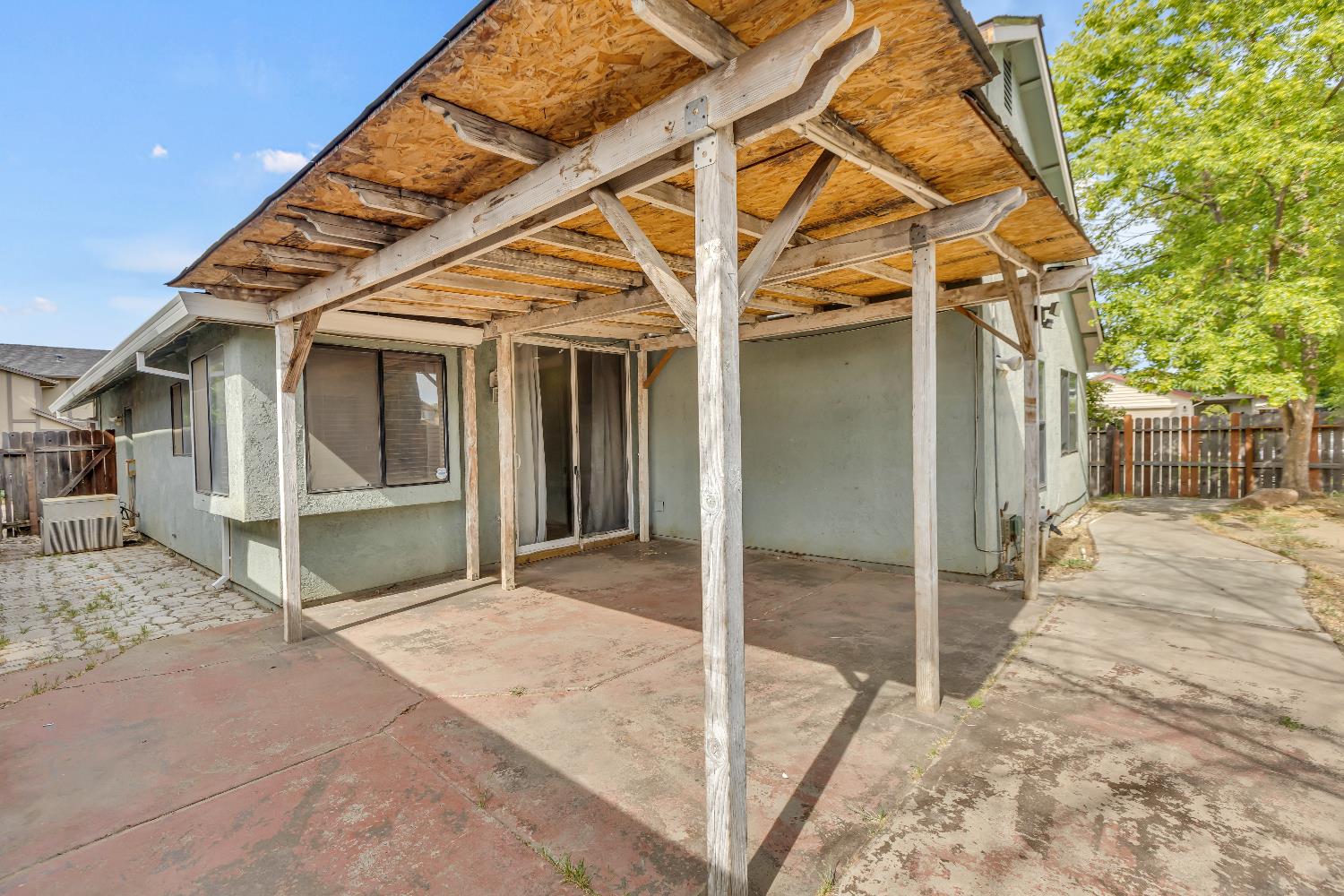 Detail Gallery Image 28 of 38 For 8401 Sunblaze Way, Sacramento,  CA 95823 - 3 Beds | 2 Baths