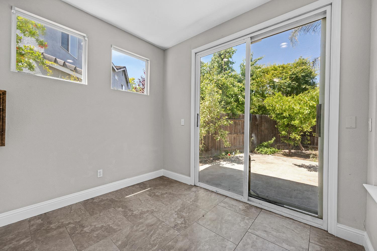 Detail Gallery Image 11 of 40 For 2963 Rugby Ct, Tracy,  CA 95377 - 5 Beds | 3 Baths